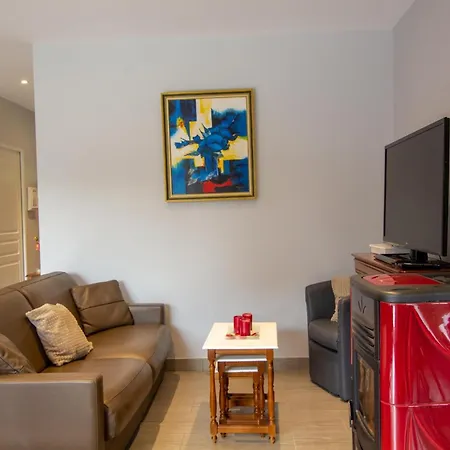 Belle Maison Plain-pied A 2 Pas De Perigueux, Terrasse, Jardin Clos, Confort Moderne, Animaux Bienvenus - Fr-1-616-99 Tatil Evi Champcevinel